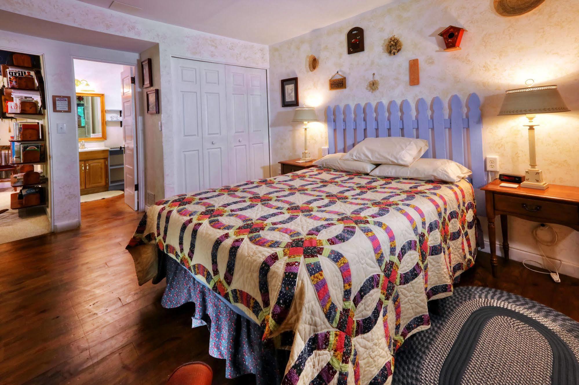 Laurel Ridge Hotel